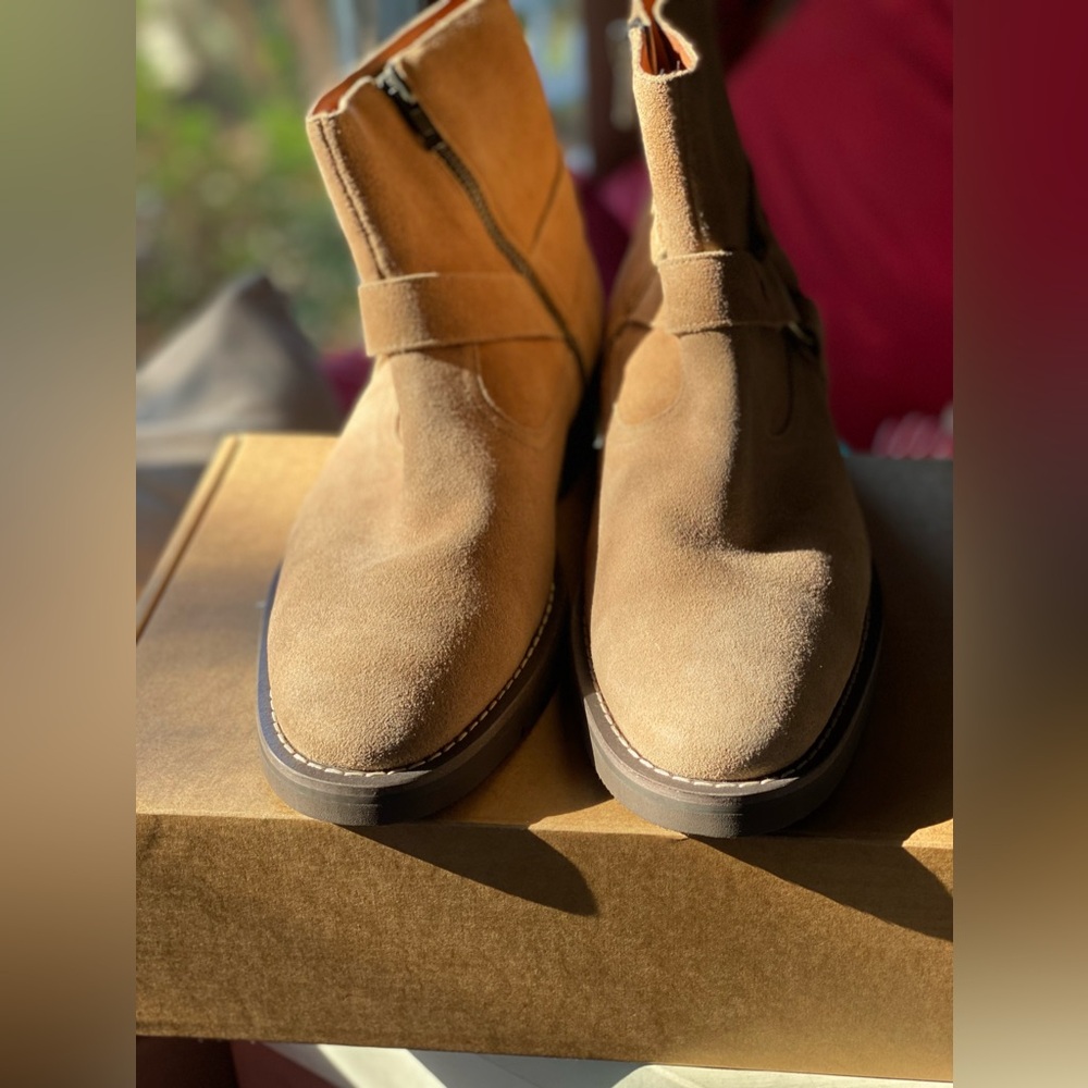 VINTAGE FOUNDRY MENS ANKLE BOOTS NWOB